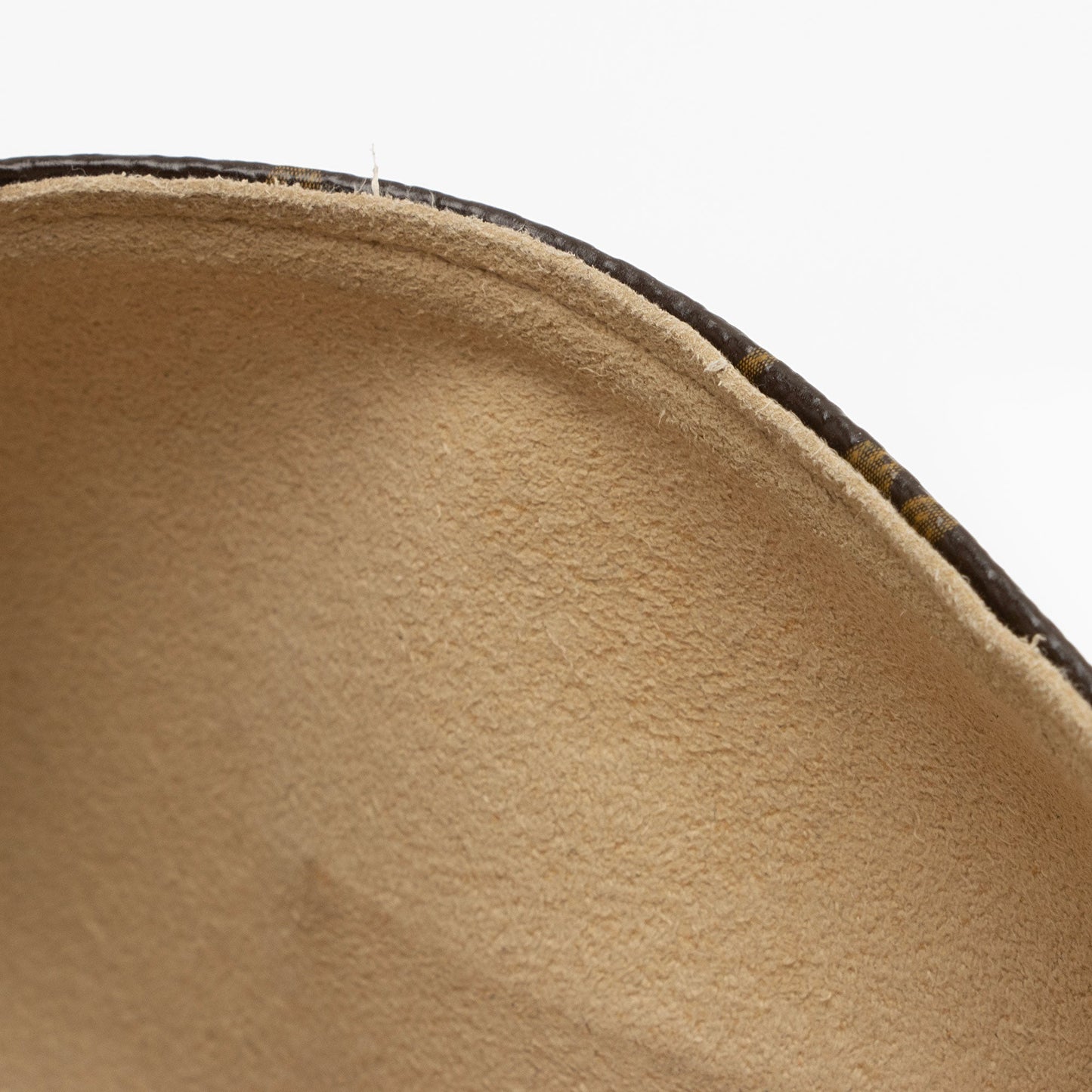 Louis Vuitton Monogram Canvas Beverly Clutch (SHF-QdlATW)