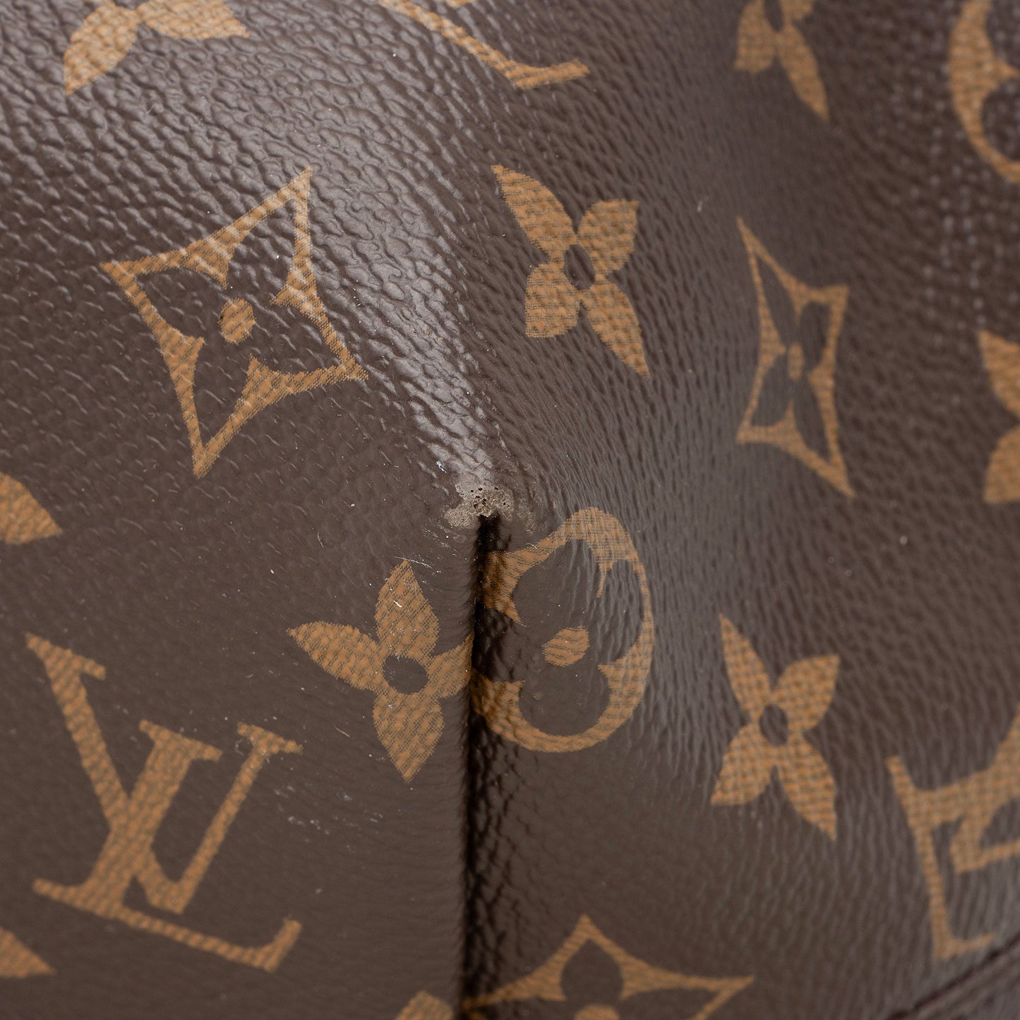 Louis Vuitton Monogram Canvas Graceful MM Hobo (SHF-hxnfQB)