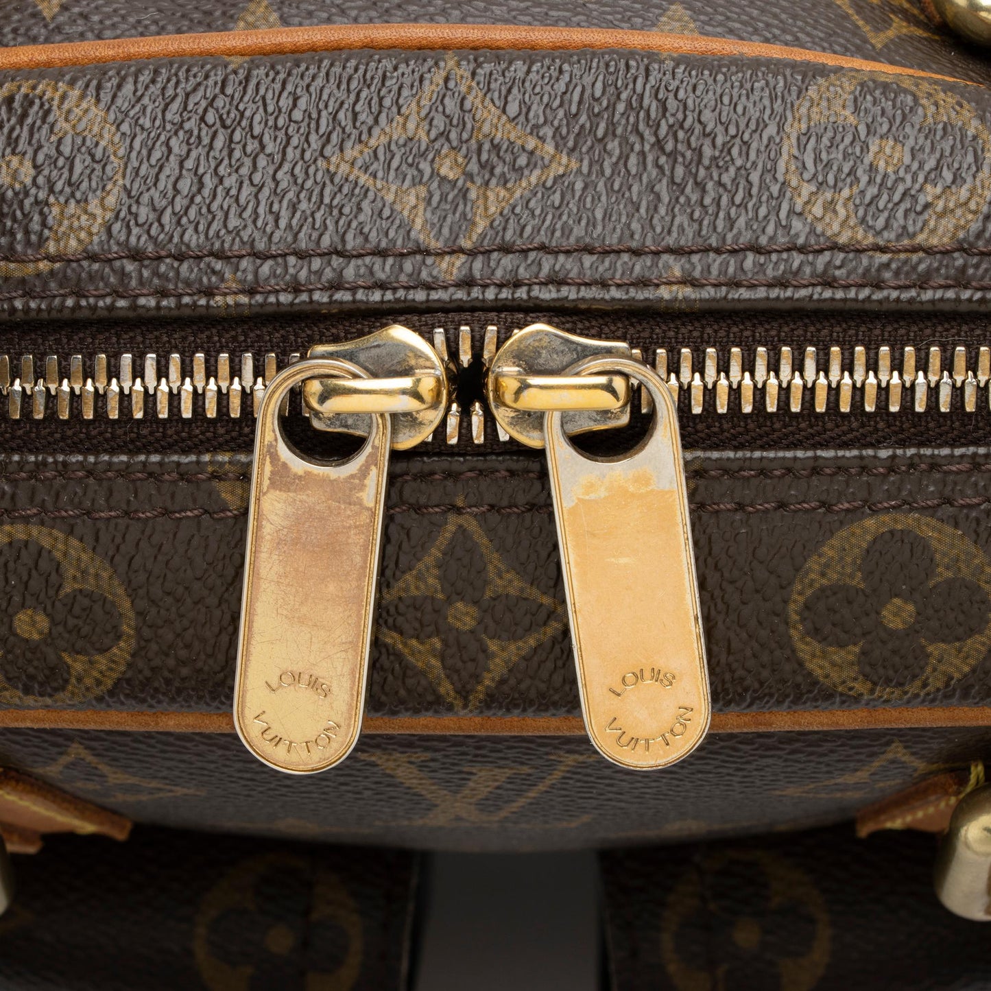 Louis Vuitton Monogram Canvas Manhattan PM Satchel (SHF-23846)
