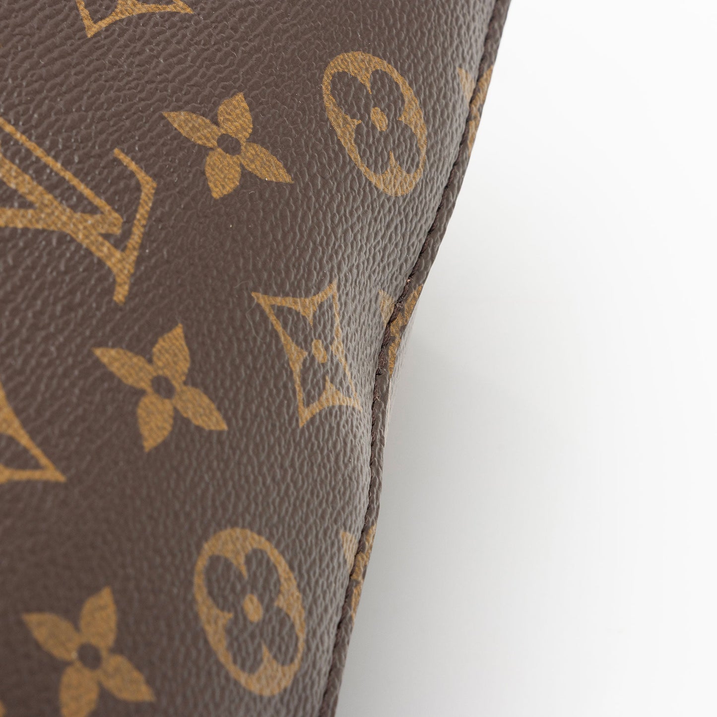 Louis Vuitton Monogram Canvas Neonoe MM Shoulder Bag (SHF-eZHU5B)