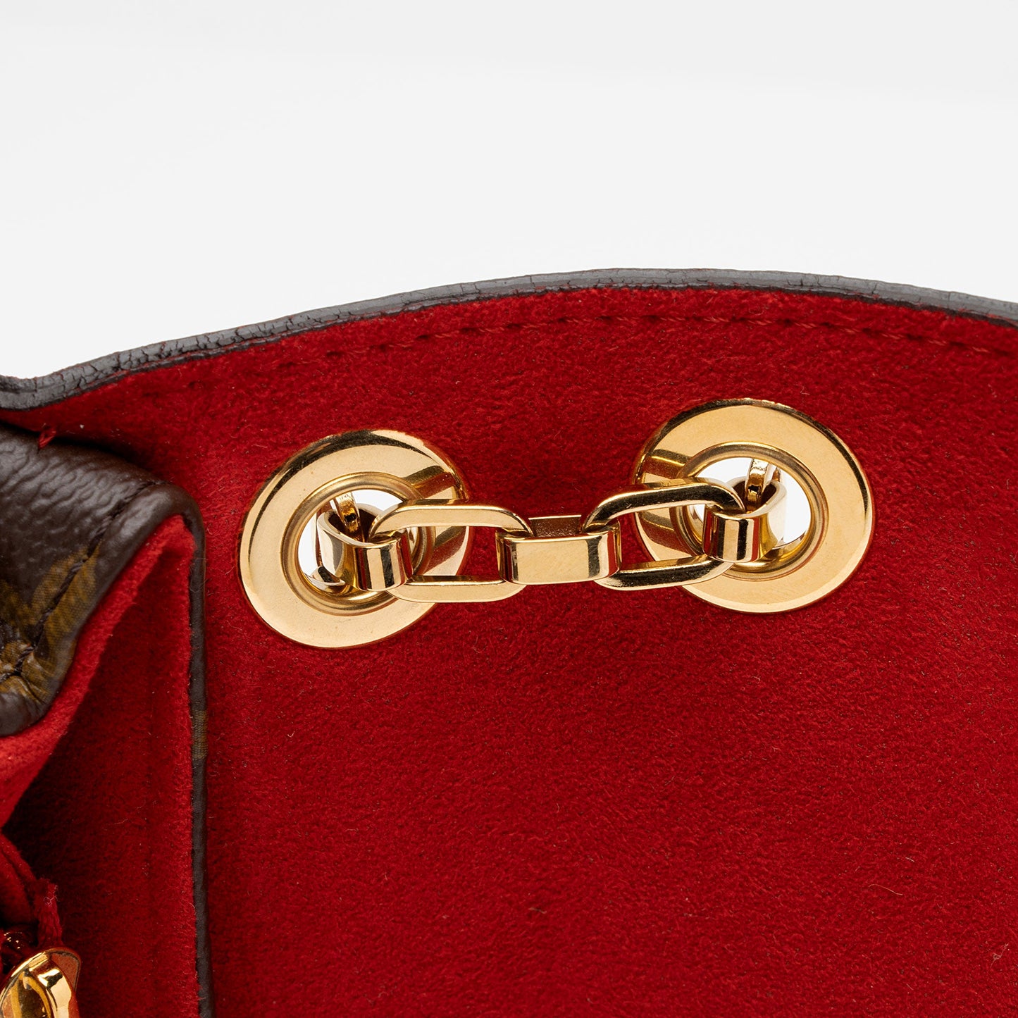 Louis Vuitton Monogram Canvas Pallas Chain Shoulder Bag (SHF-0DnP5y)