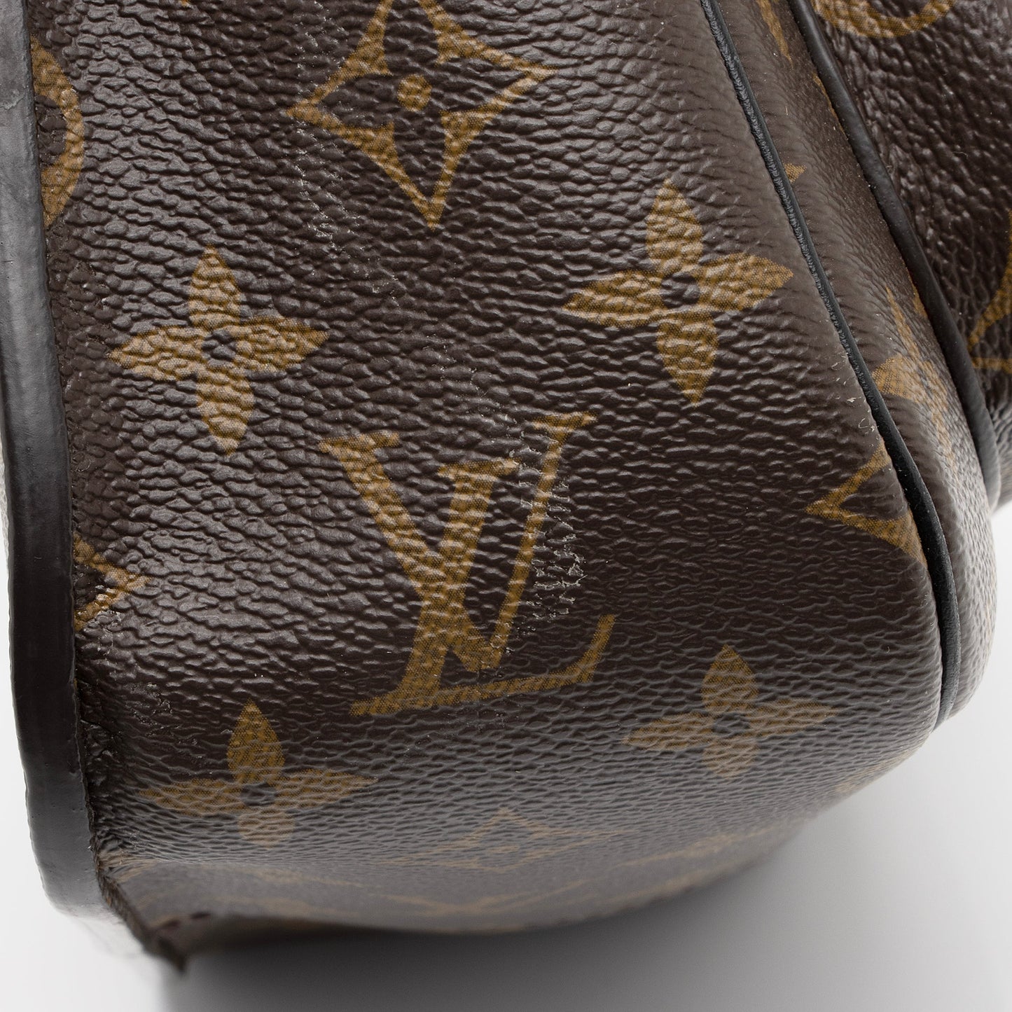 Louis Vuitton Monogram Canvas Passy Shoulder Bag (SHF-L3zBaO)