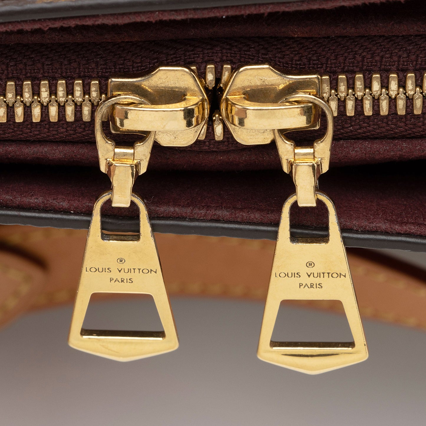Louis Vuitton Monogram Canvas Soufflot BB Satchel (SHF-Kq5Azq)