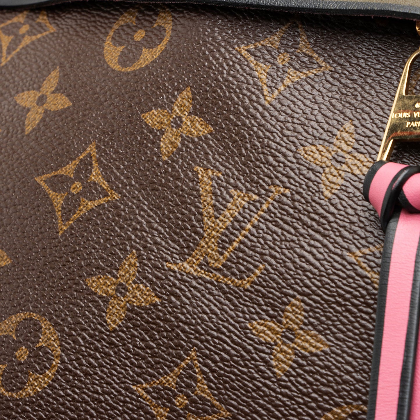 Louis Vuitton Monogram Canvas Tuileries Besace Shoulder Bag