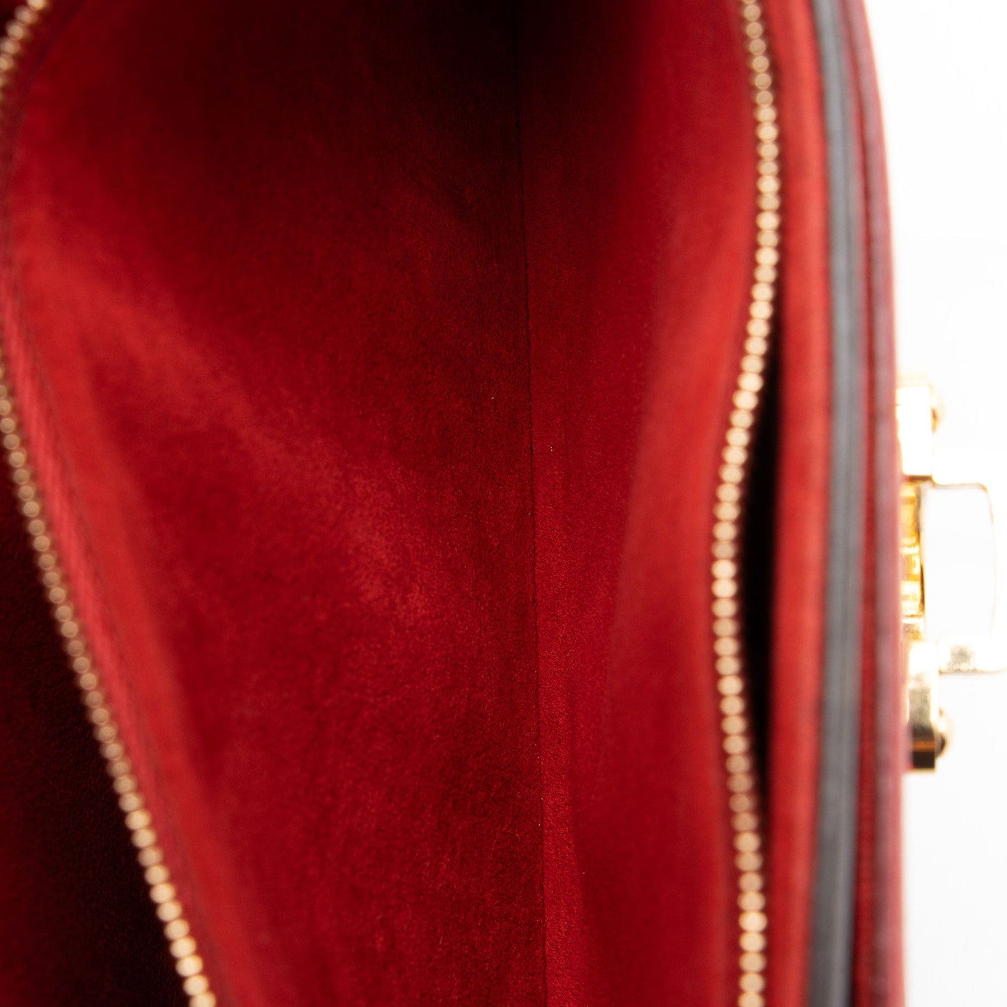 Louis Vuitton Monogram Canvas Victoire Chain Bag (SHF-cjtklU)