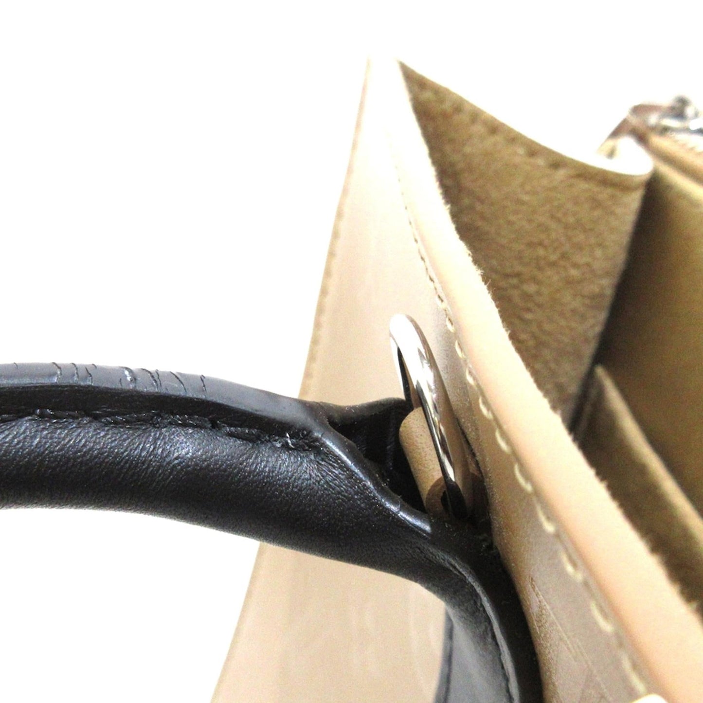 Louis Vuitton Monogram Cuir Plume Very MM Tote (SHG-lAPpQs)