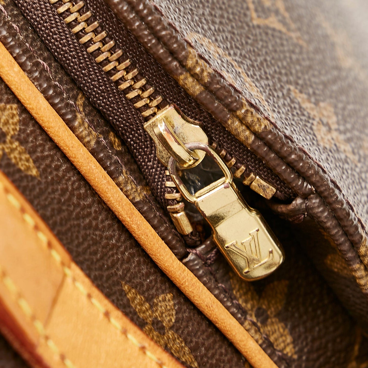 Louis Vuitton Monogram Ellipse Shopping GM (SHG-32264)