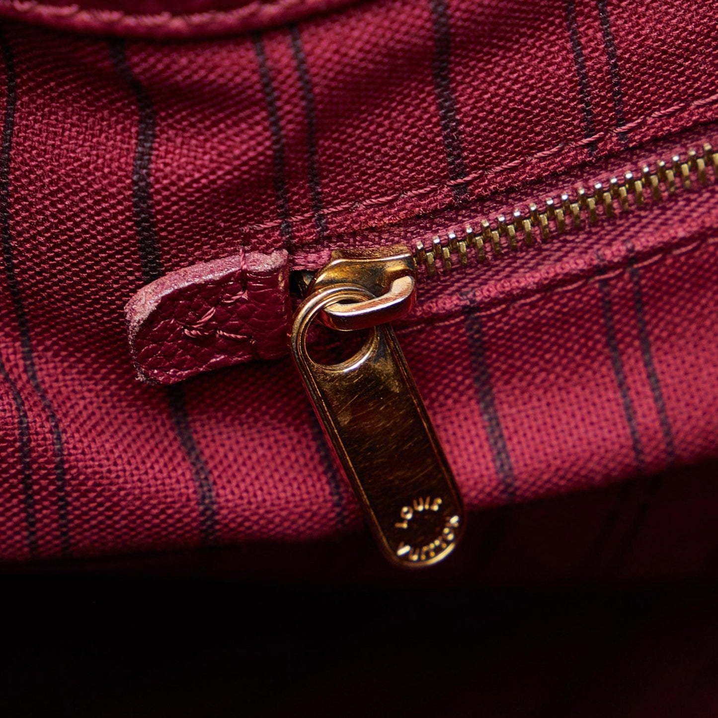 Louis Vuitton Monogram Empreinte Artsy MM (SHG-i5vkAA)