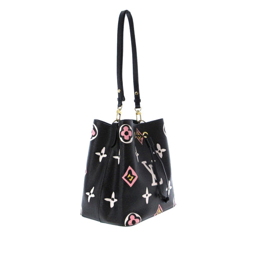 Louis Vuitton Monogram Giant Wild At Heart NeoNoe MM (SHG-J5QCj2)