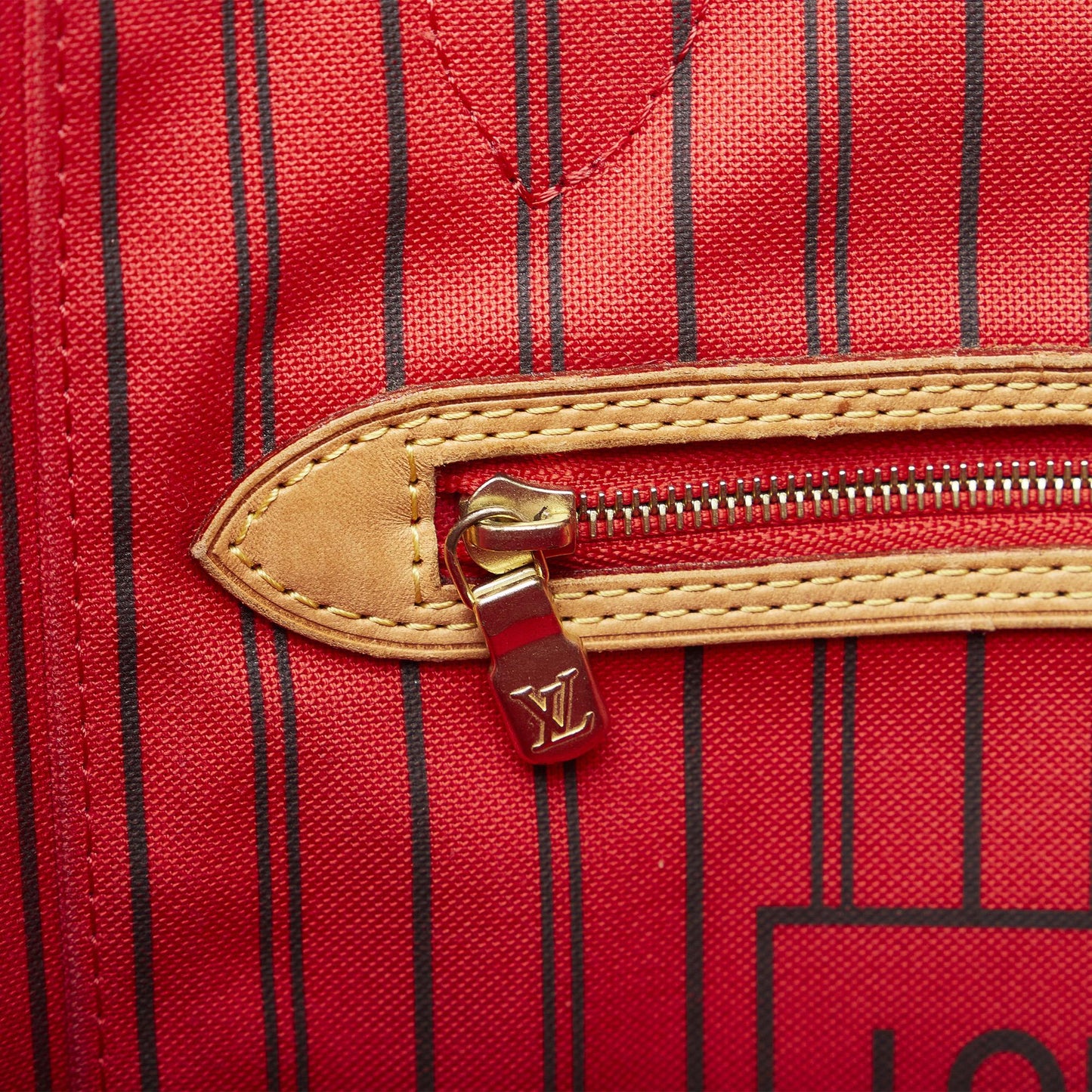 Louis Vuitton Monogram Jungle Dots Neverfull MM (SHG-EWSHB9)