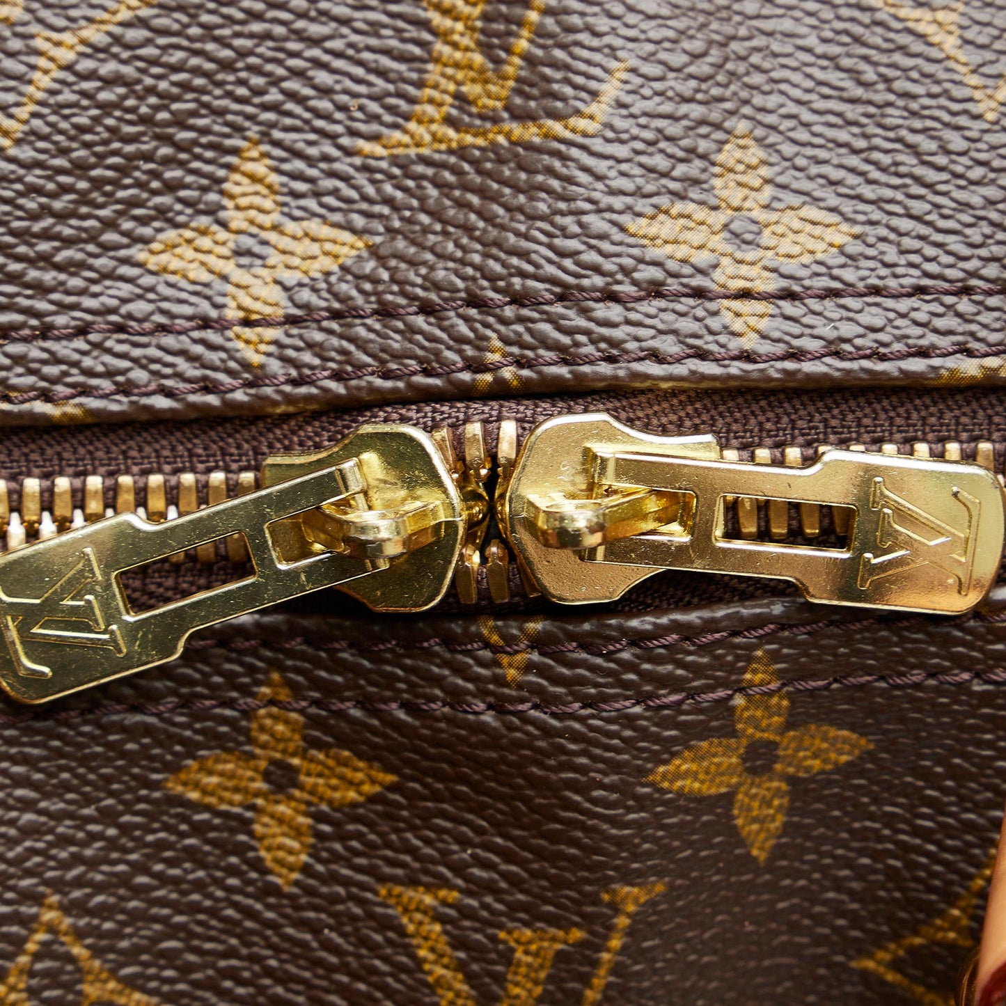 Louis Vuitton Monogram Keepall 60 (SHG-kcxWKj)