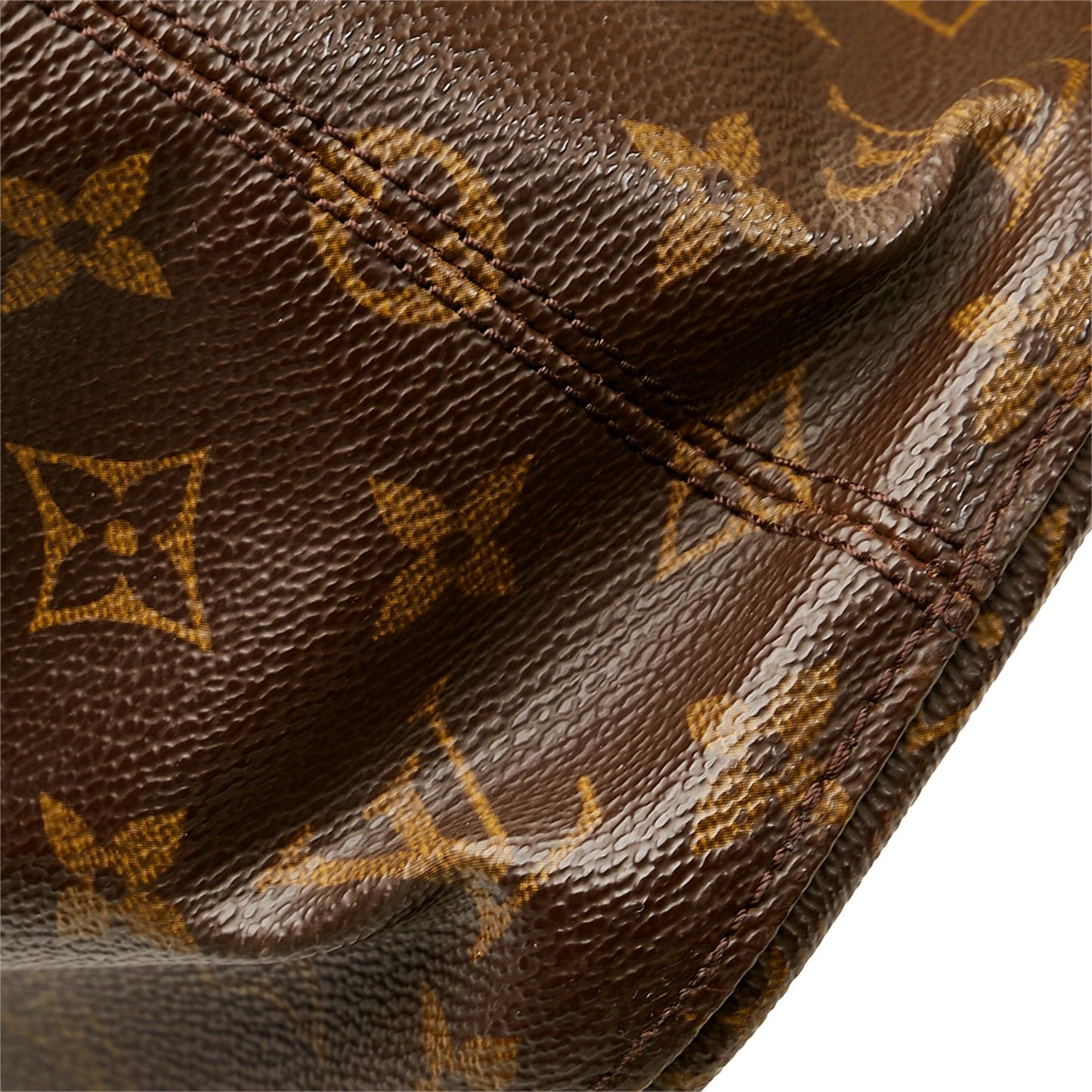 Louis Vuitton Monogram Luco Tote (SHG-35986)