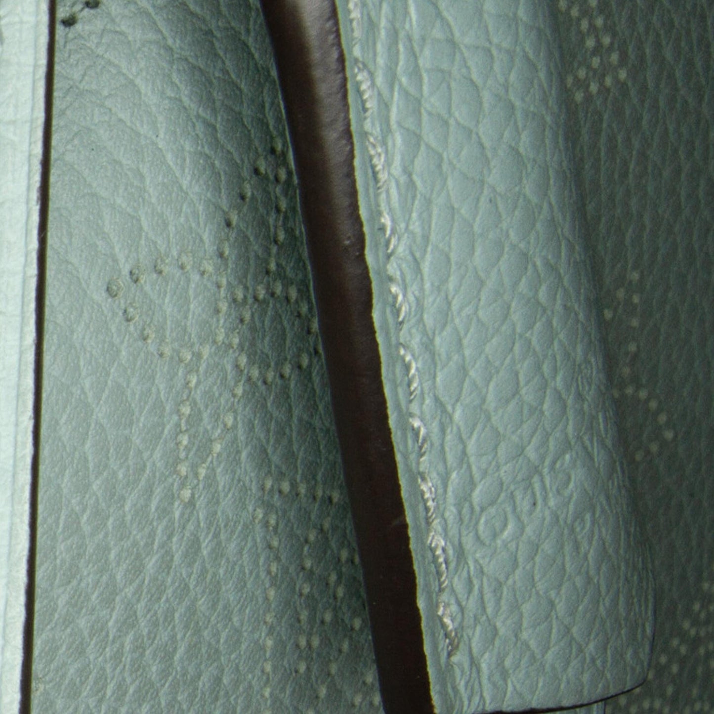 Louis Vuitton Monogram Mahina Muria (SHG-H7yqPr)