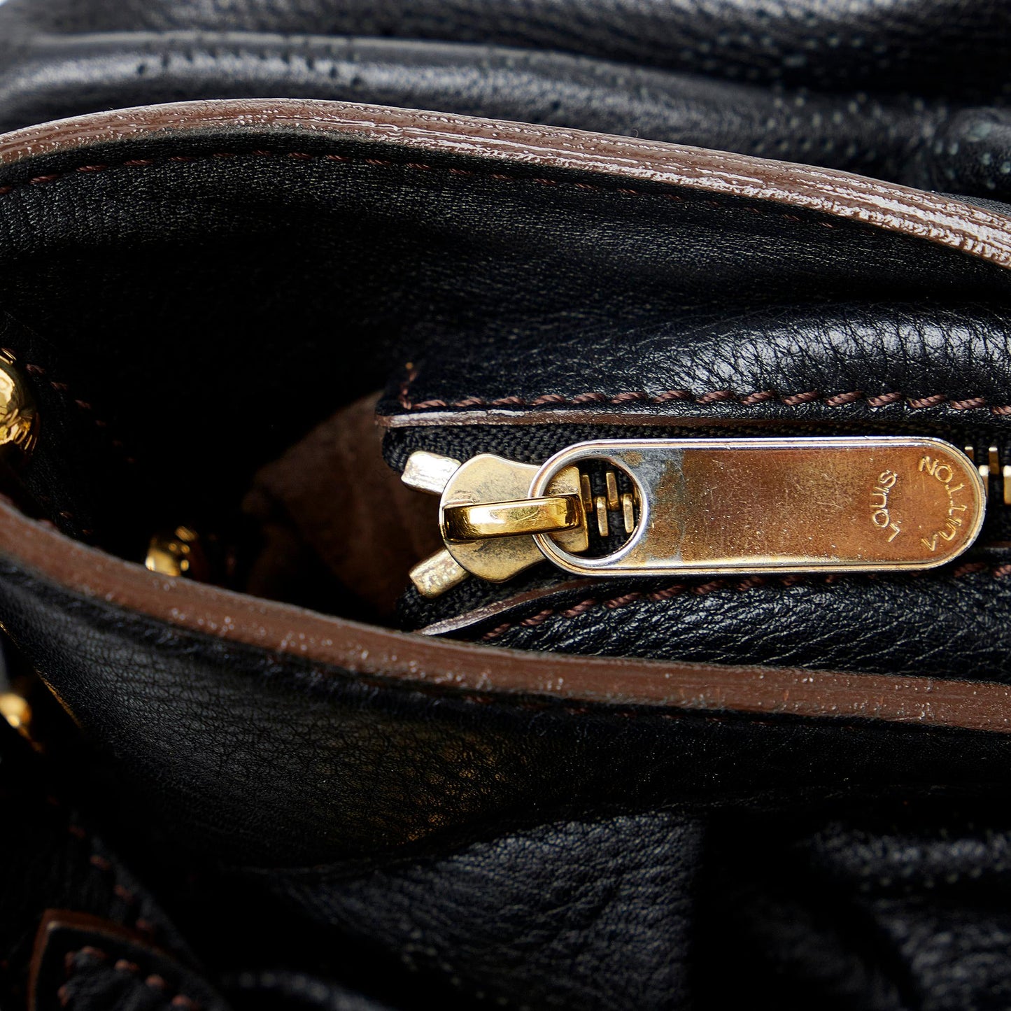 Louis Vuitton Monogram Mahina XS (SHG-6OTGgO)