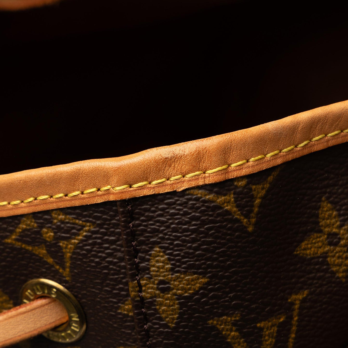 Louis Vuitton Monogram Montsouris GM (SHG-EJKwLT)
