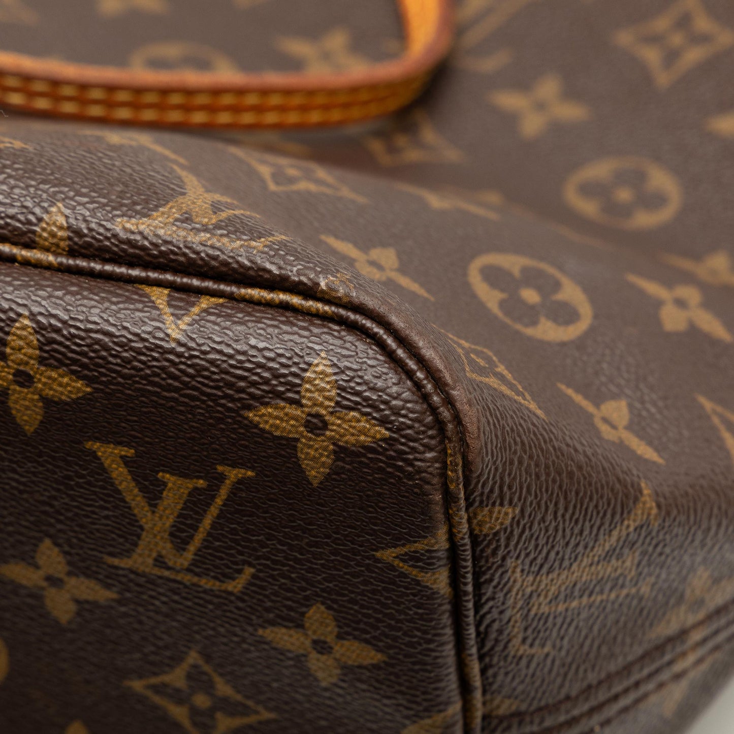 Louis Vuitton Monogram Neverfull MM (SHG-o4b8wB)