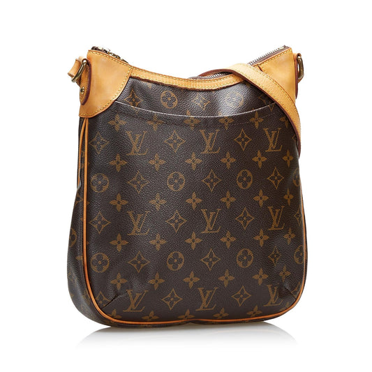 Louis Vuitton Monogram Odeon PM (SHG-QIl4Xl)