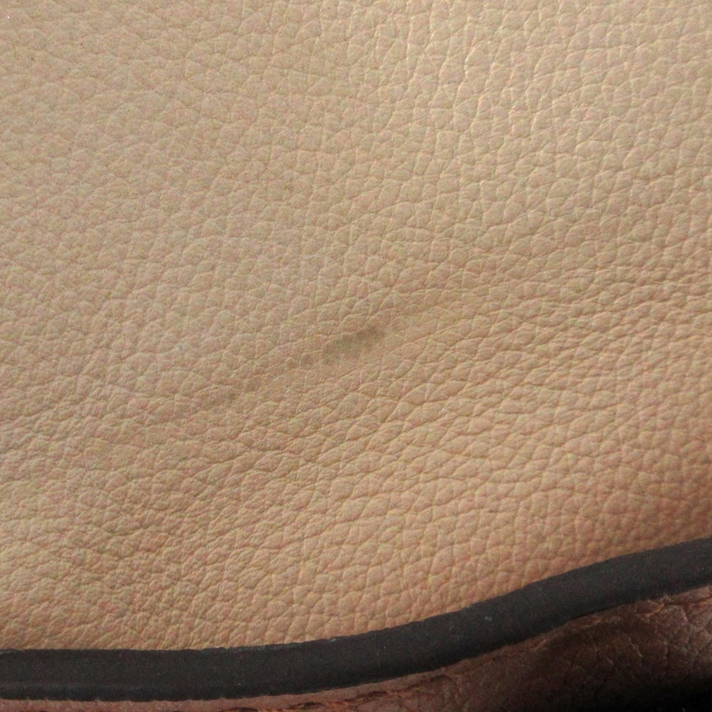 Louis Vuitton Monogram On My Side MM (SHG-4jSzPb)