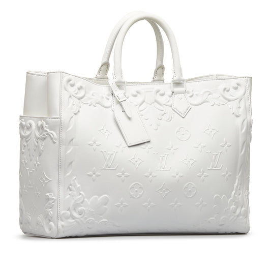 Louis Vuitton Monogram Ornaments Sac Plat 24H (SHG-dwDoVW)