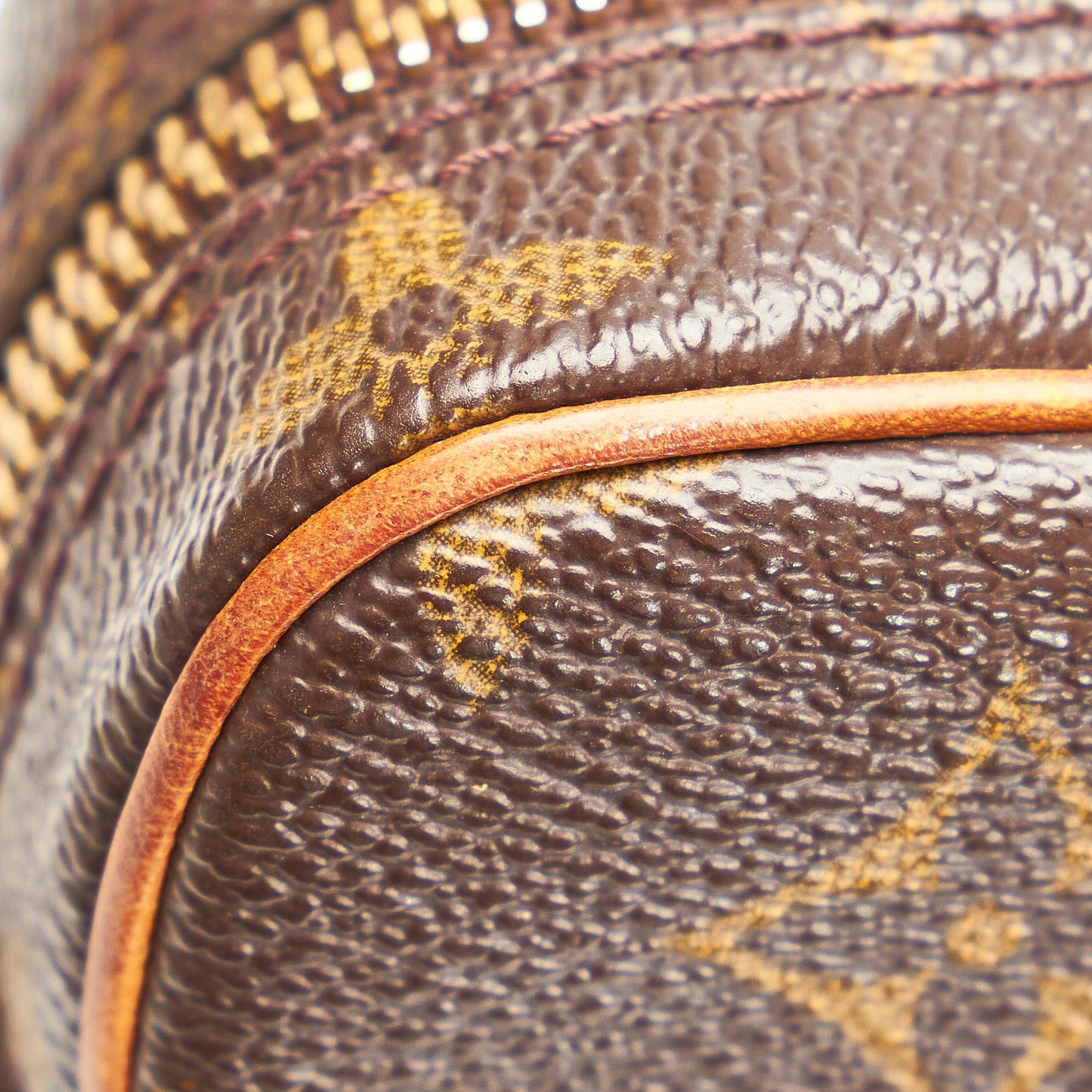Louis Vuitton Monogram Pochette Marly Bandouliere (SHG-cs8aH8)