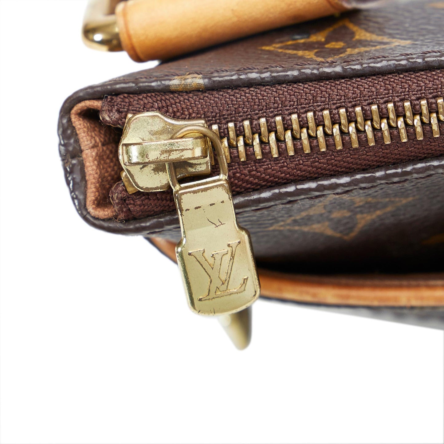 Louis Vuitton Monogram Pochette Valmy (SHG-NC9xDn)