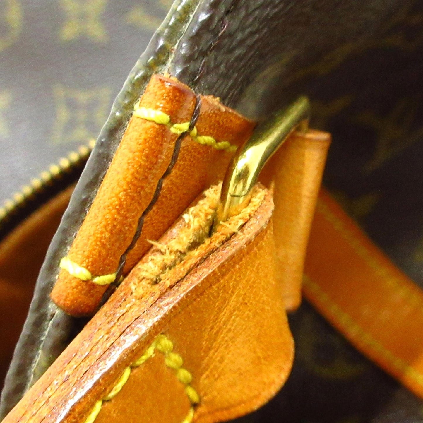 Louis Vuitton Monogram Sac Shopping PM (SHG-36acCr)