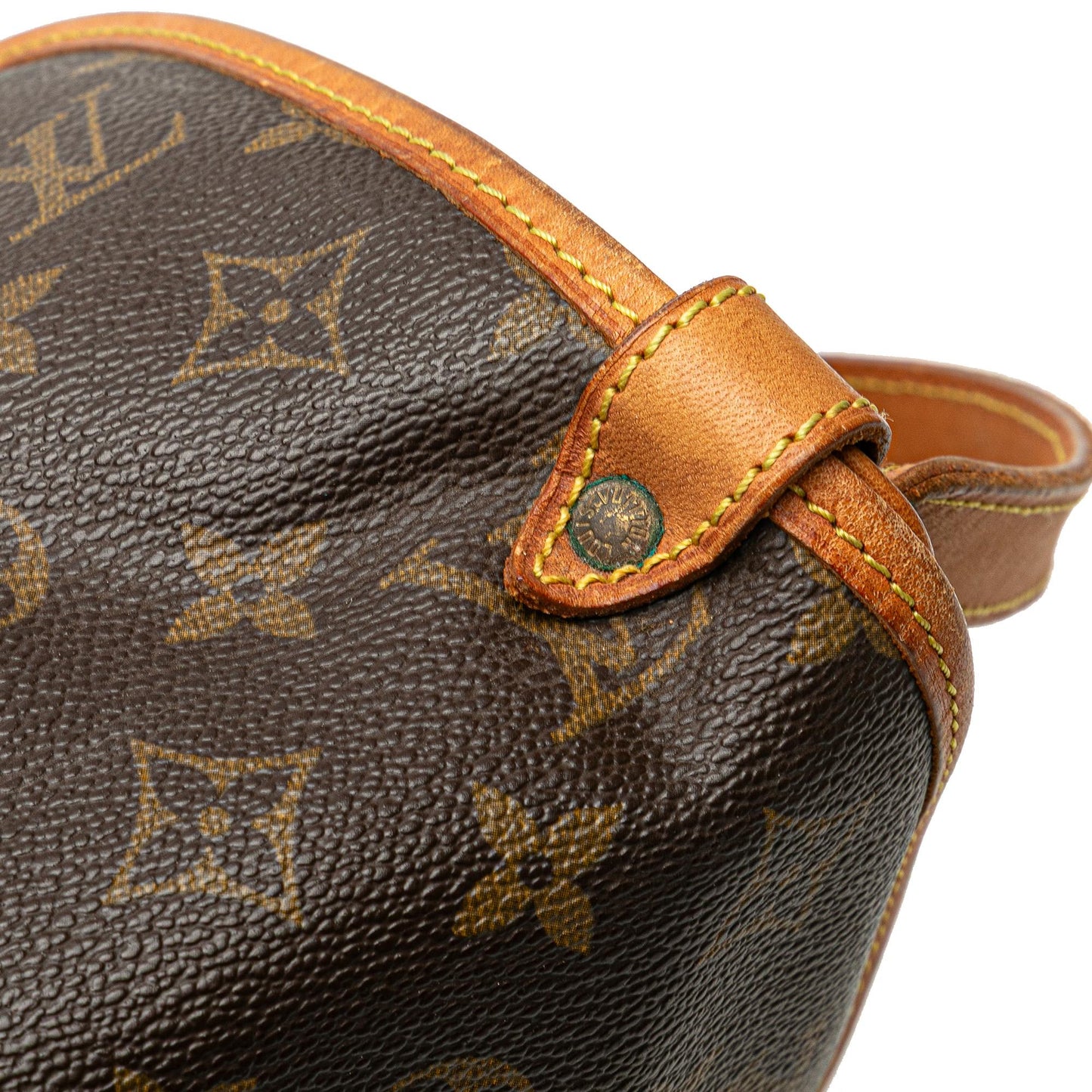Louis Vuitton Monogram Saumur 30