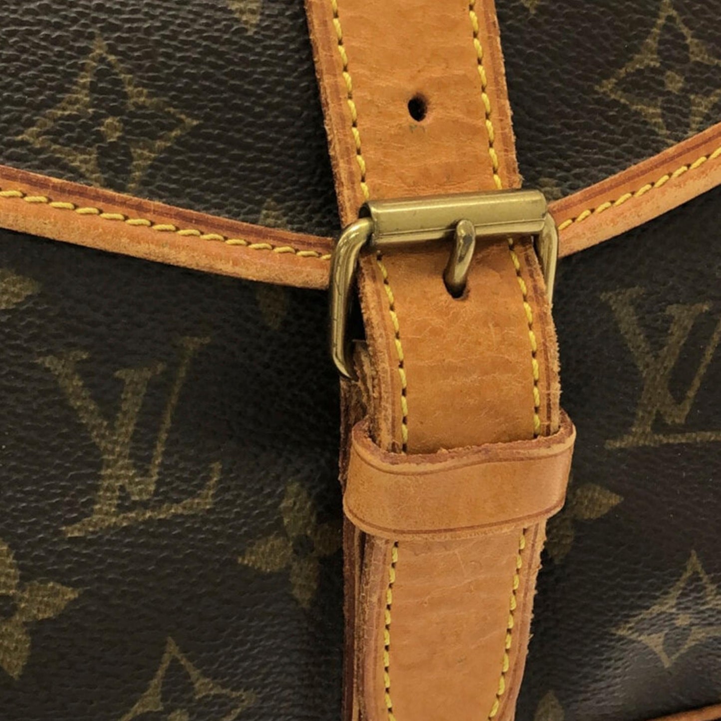 Louis Vuitton Monogram Saumur 35 (SHG-gu64rO)