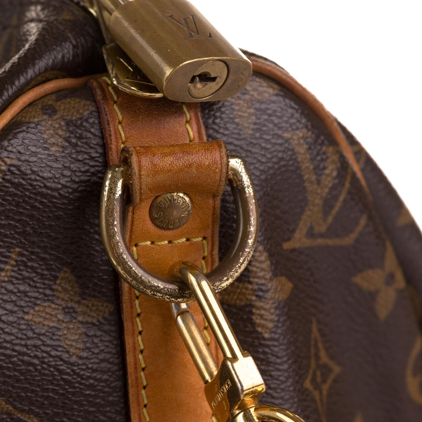 Louis Vuitton Monogram Speedy Bandouliere 30 (SHG-FM2NTm)