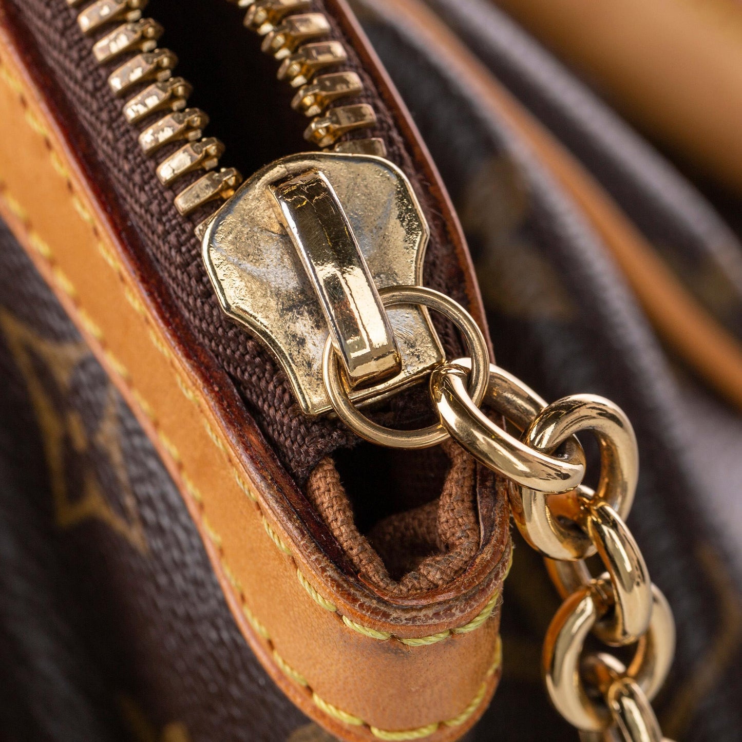 Louis Vuitton Monogram Tivoli PM (SHG-33810)