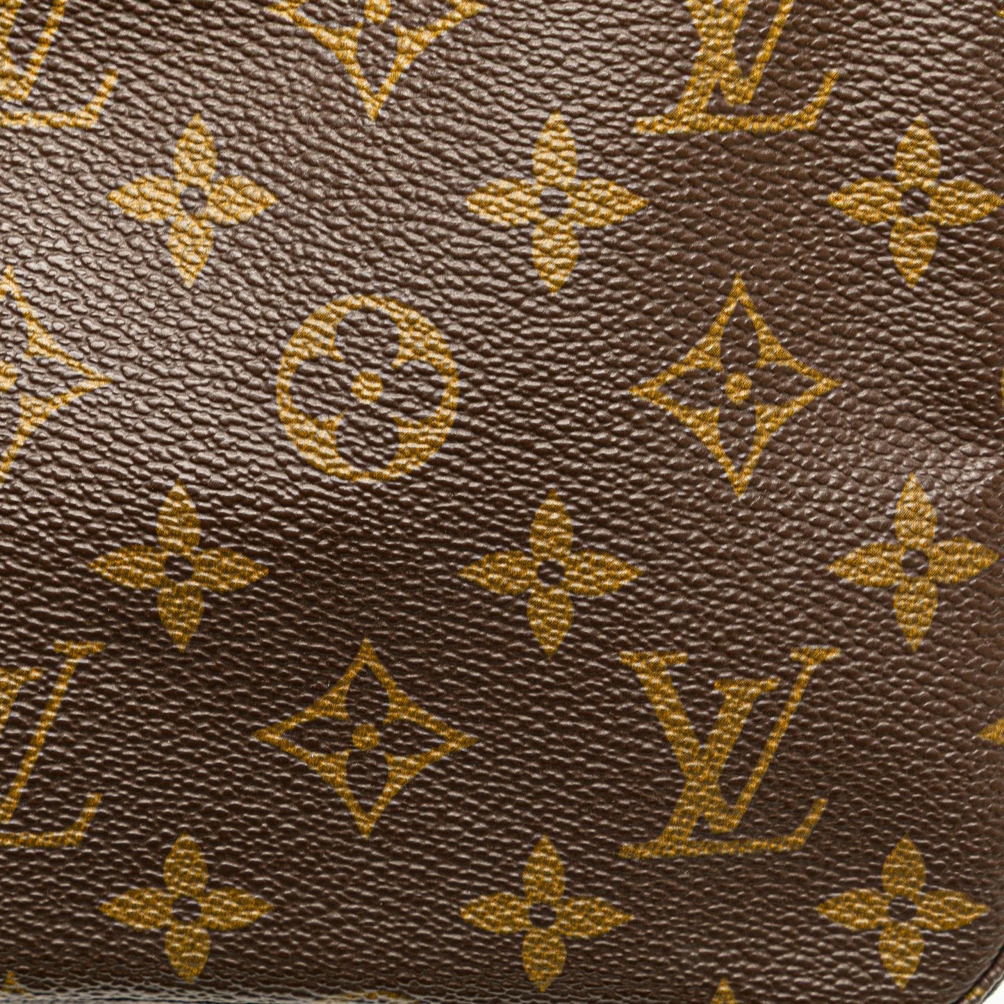 Louis Vuitton Monogram Trousse Toilette 23