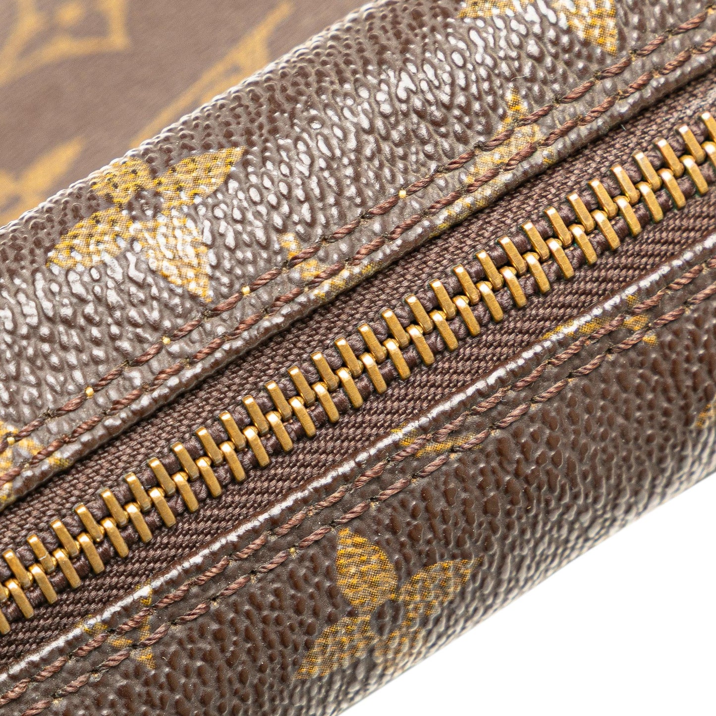 Louis Vuitton Monogram Trousse Toilette 23