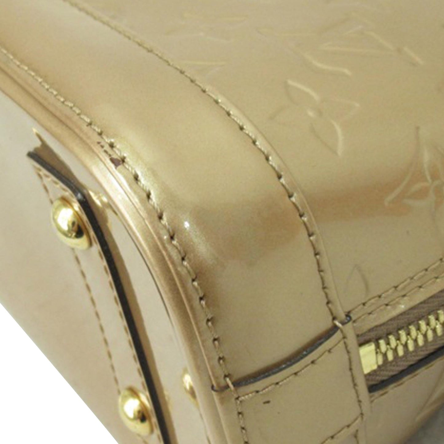 Louis Vuitton Monogram Vernis Alma BB (SHG-yKvRDJ)