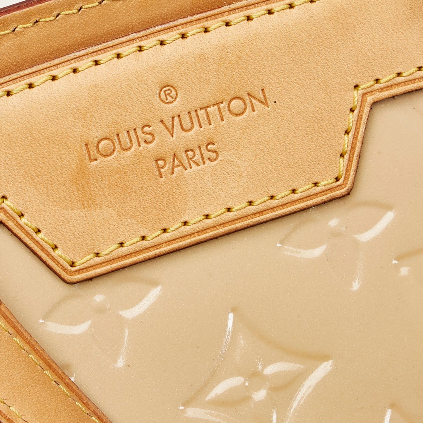 Louis Vuitton Monogram Vernis Brea MM (SHG-EXk7Yz)
