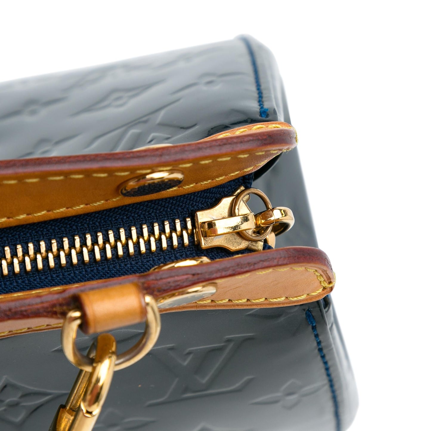 Louis Vuitton Monogram Vernis Brea MM (SHG-fRXpXE)