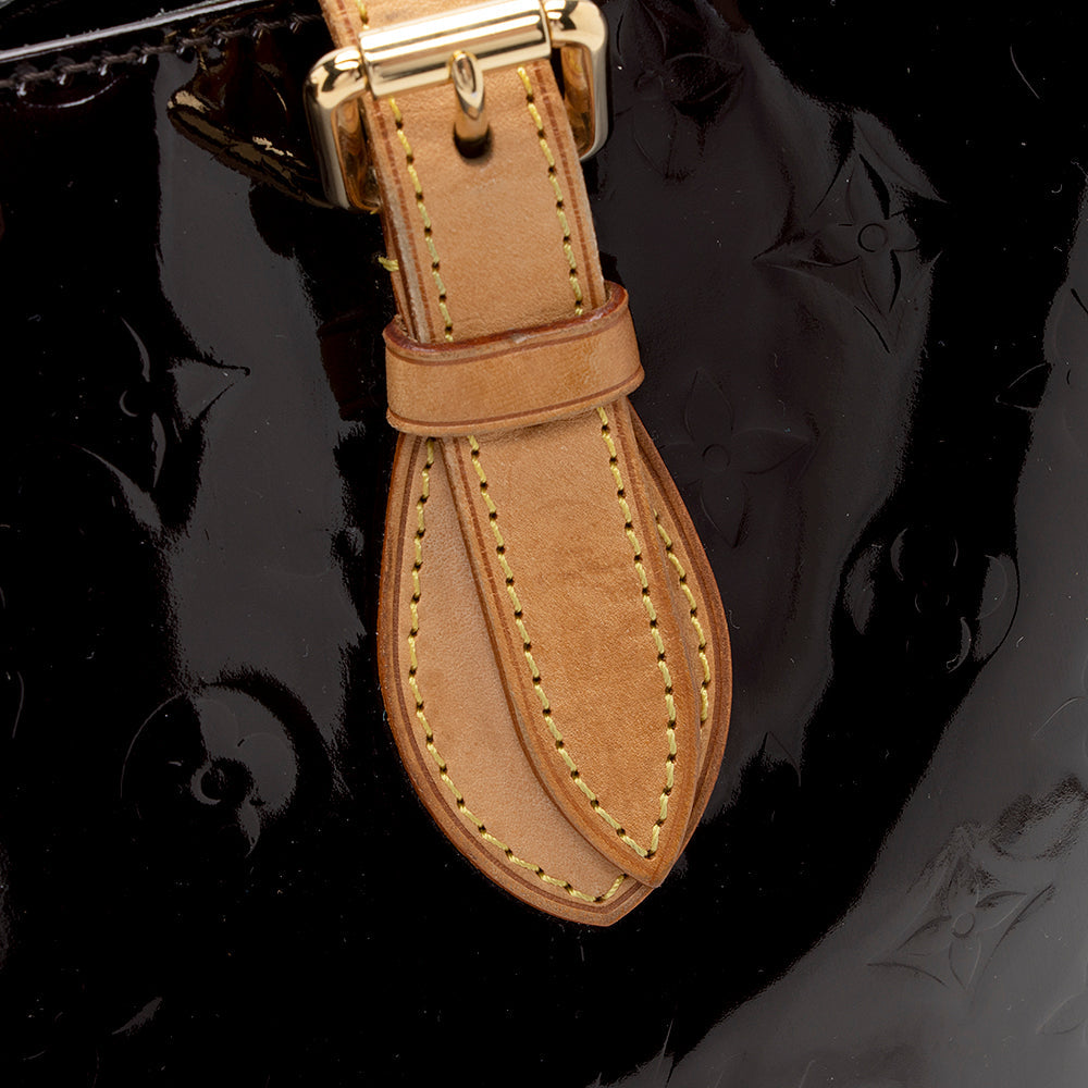 Louis Vuitton Monogram Vernis Brentwood Tote (SHF-19667)