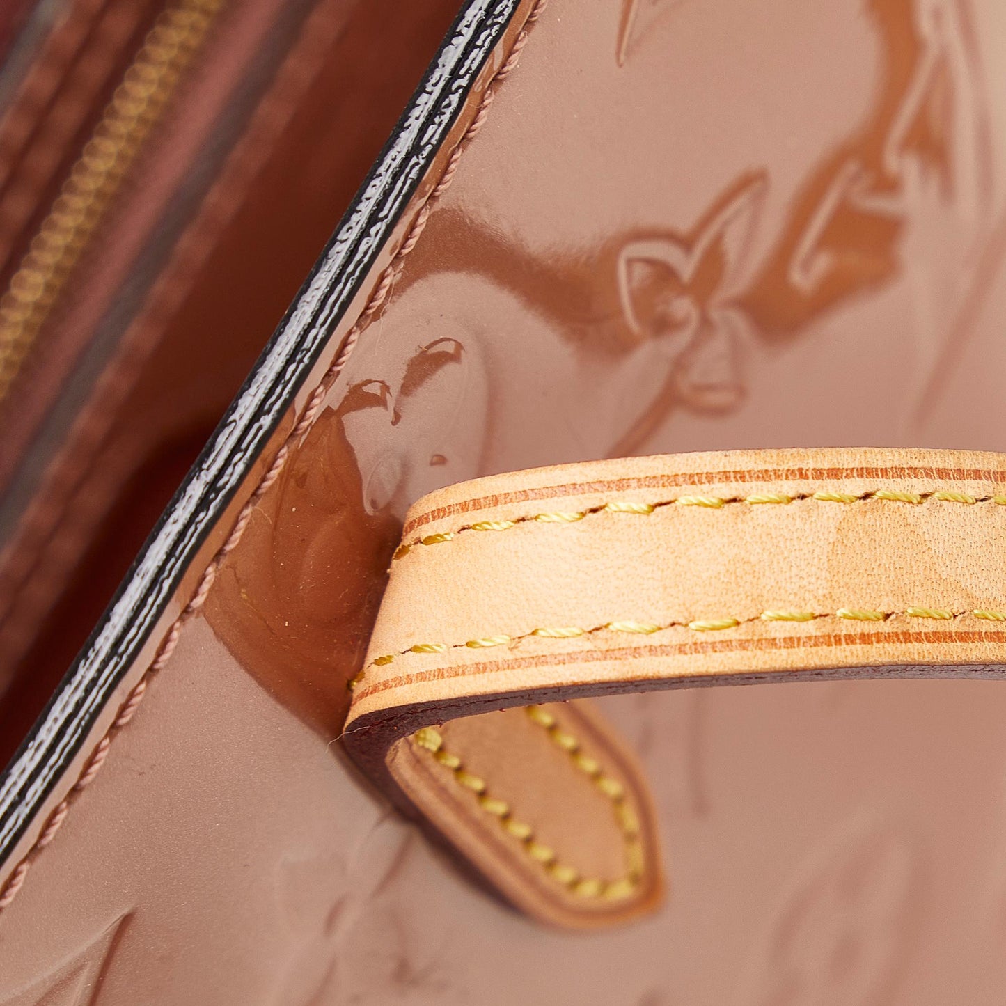 Louis Vuitton Monogram Vernis Catalina BB (SHG-CV24FN)