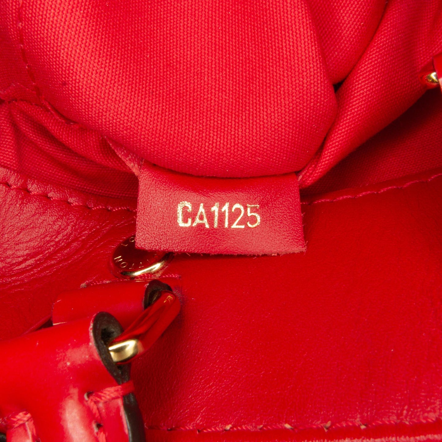 Louis Vuitton Monogram Vernis Montaigne BB (SHG-v8kJTe)