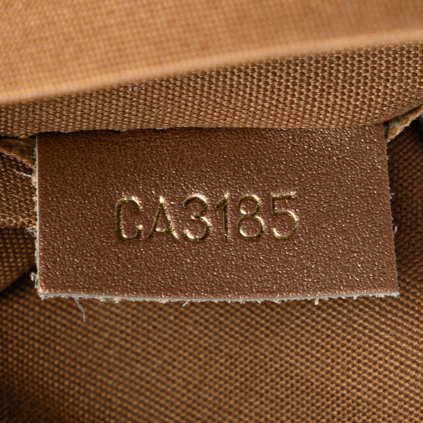 Louis Vuitton Monogram Vernis Montaigne MM