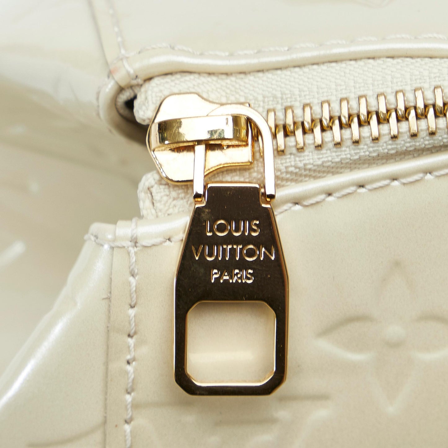 Louis Vuitton Monogram Vernis Sherwood PM (SHG-95sbbi)
