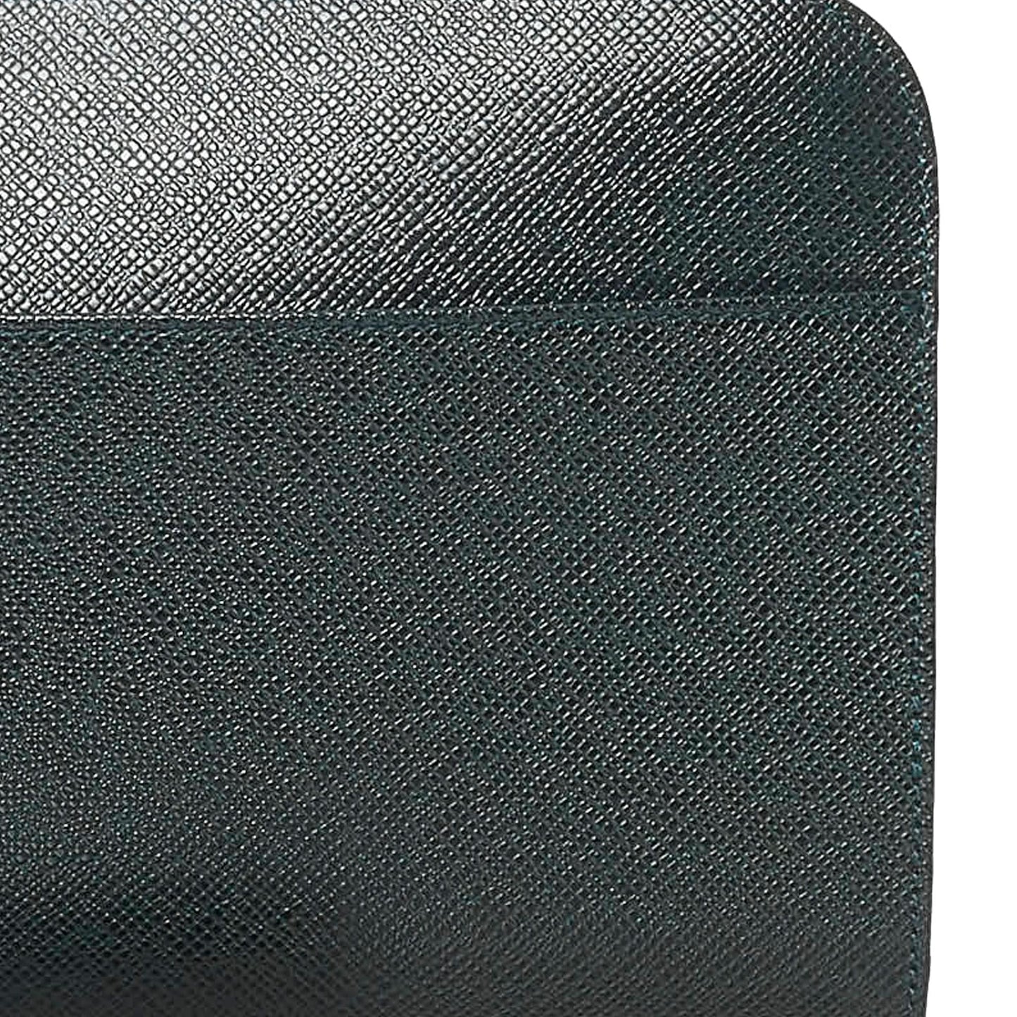 Louis Vuitton Taiga Baikal (SHG-32866)