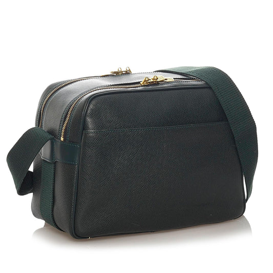 Louis Vuitton Taiga Reporter PM (SHG-28719)