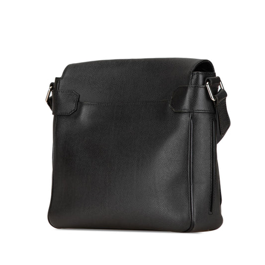 Louis Vuitton Taiga Roman PM