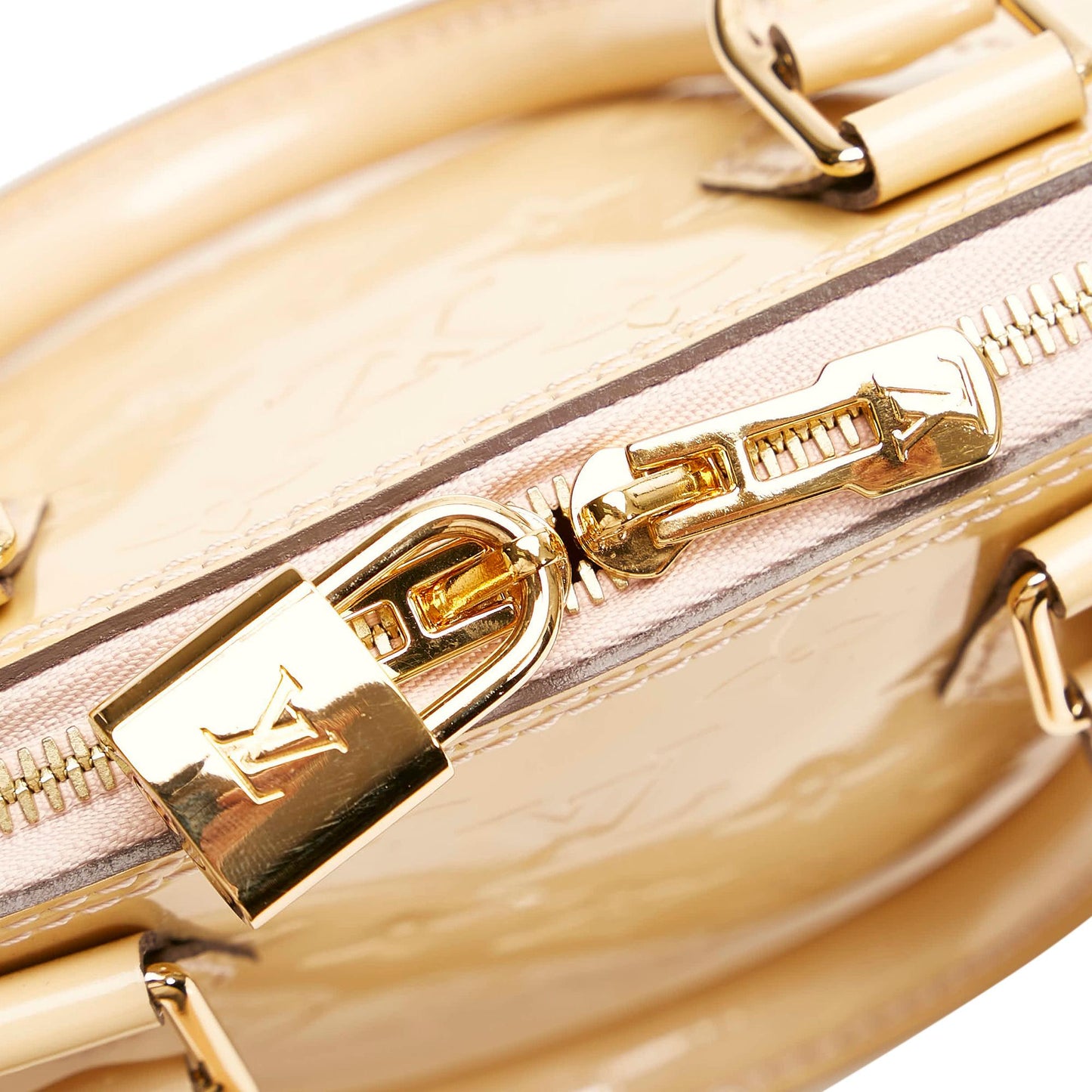 Louis Vuitton Vernis Alma BB (SHG-30822)