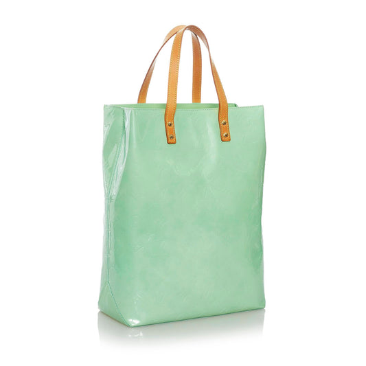 Louis Vuitton Vernis Reade MM (SHG-29692)