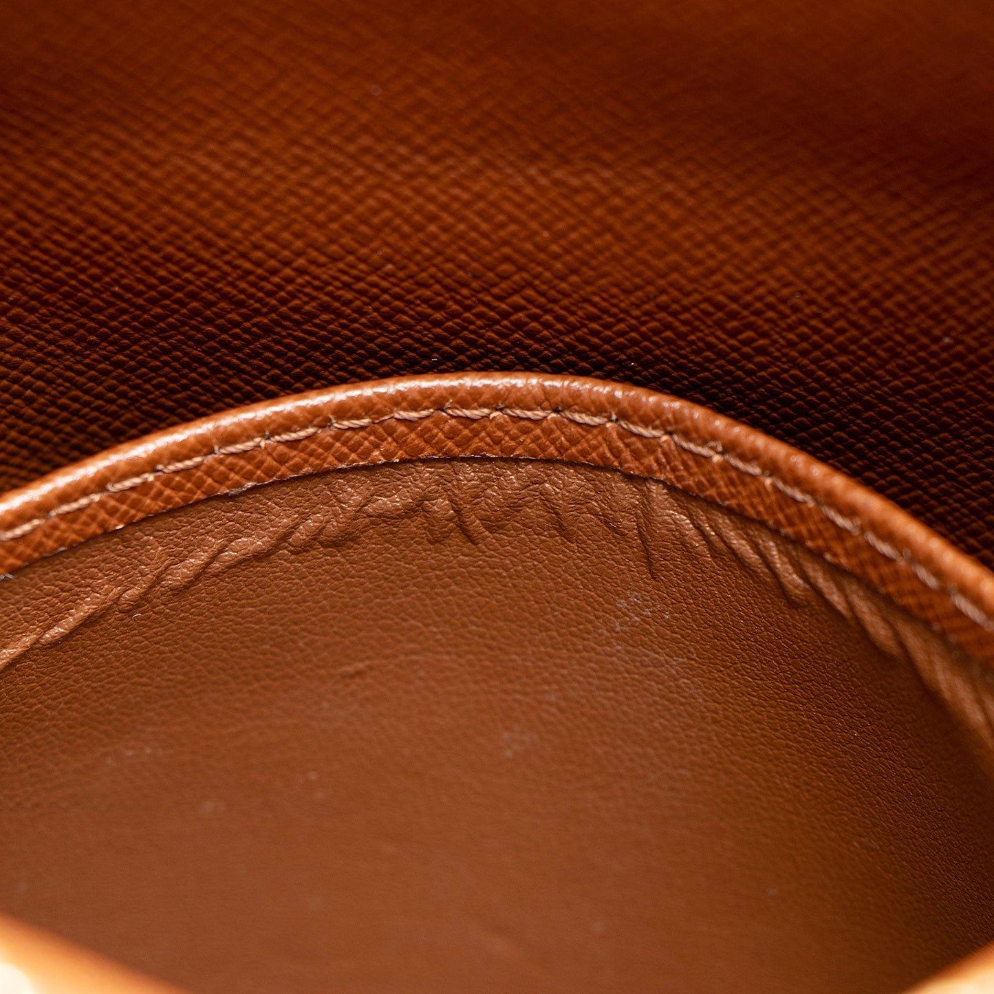 Louis Vuitton Vintage Monogram Canvas Amazone Shoulder Bag (SHF-YcIzIM)