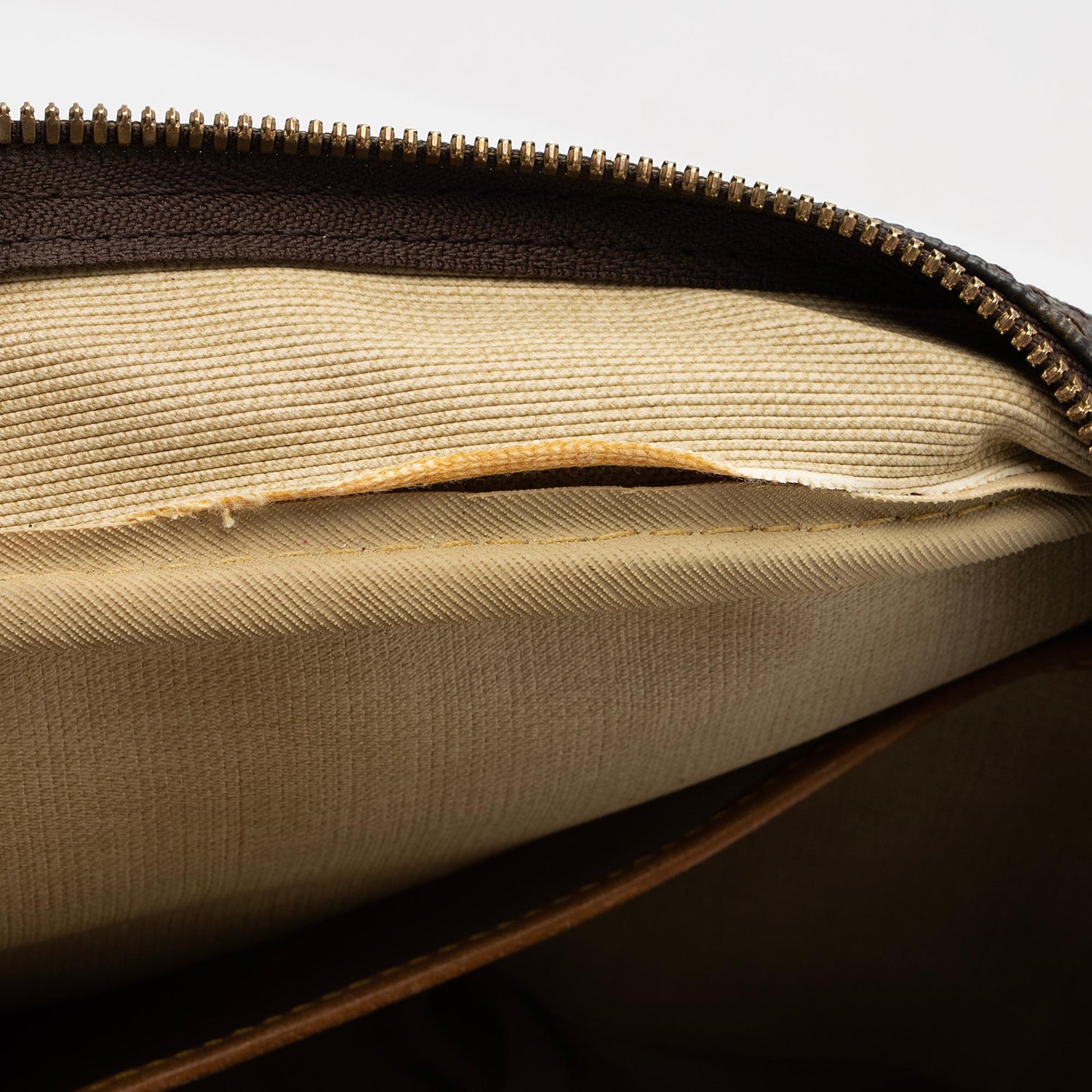 Louis Vuitton Vintage Monogram Canvas Deauville Satchel (SHF-w4i8Ug)