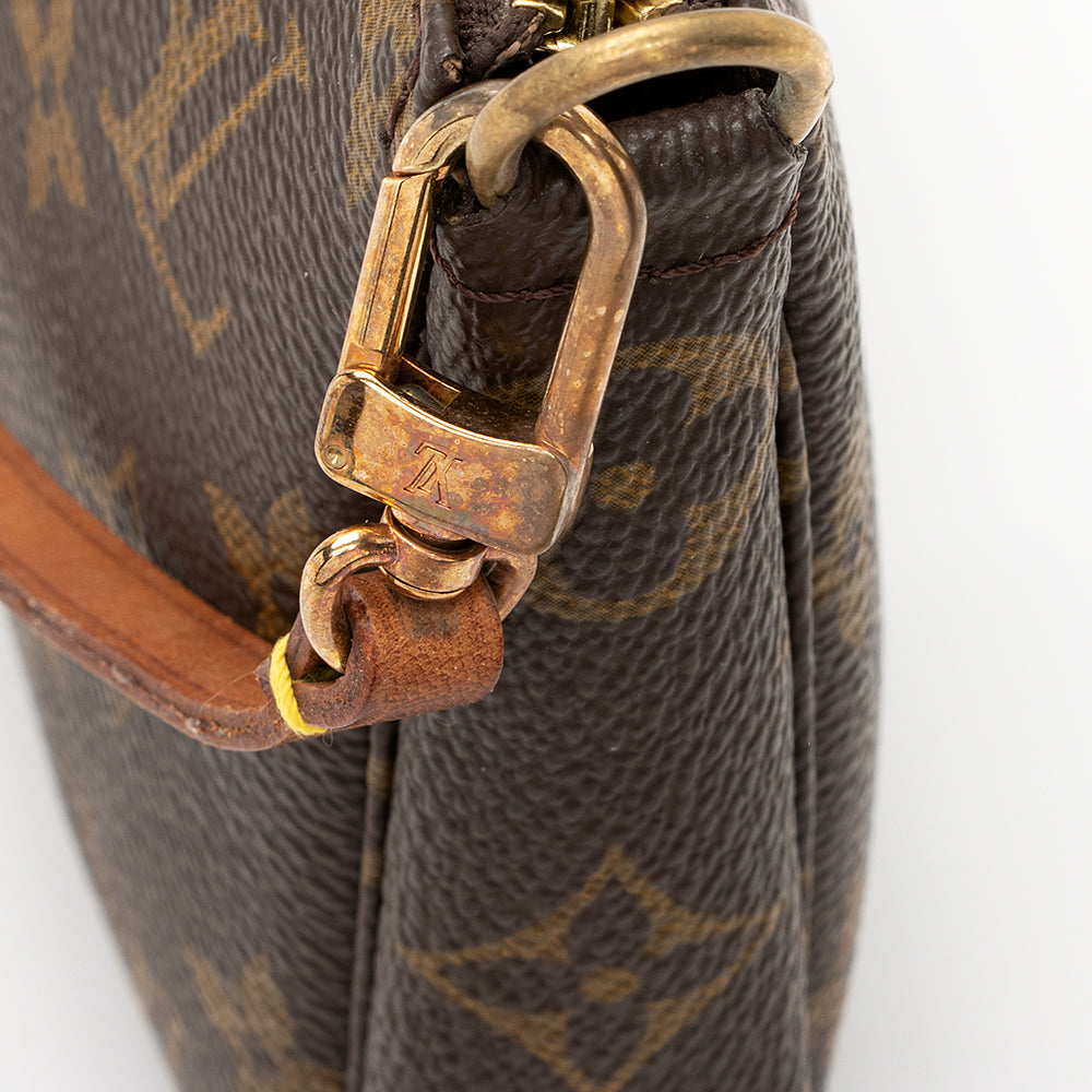 Louis Vuitton Vintage Monogram Canvas Pochette Accessoires