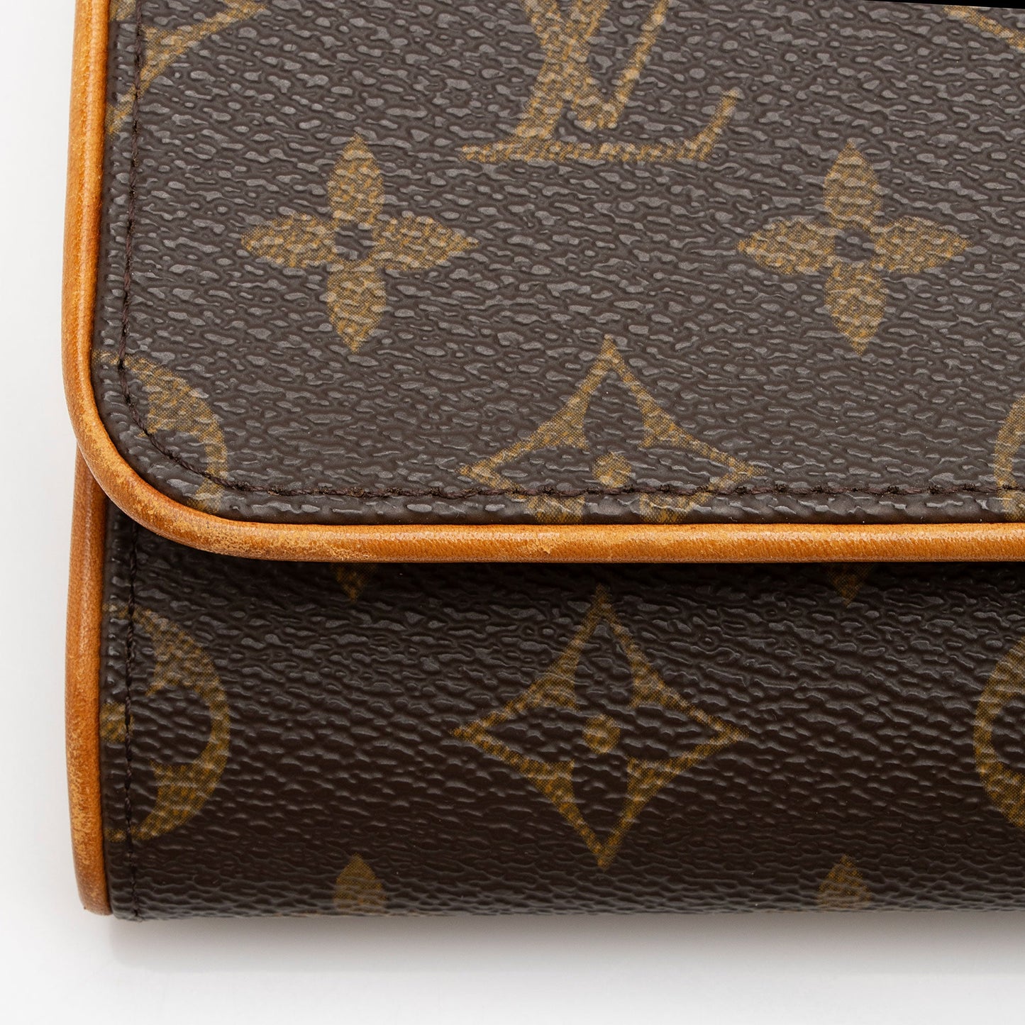 Louis Vuitton Vintage Monogram Canvas Pochette Twin GM Shoulder Bag (SHF-uihtFd)