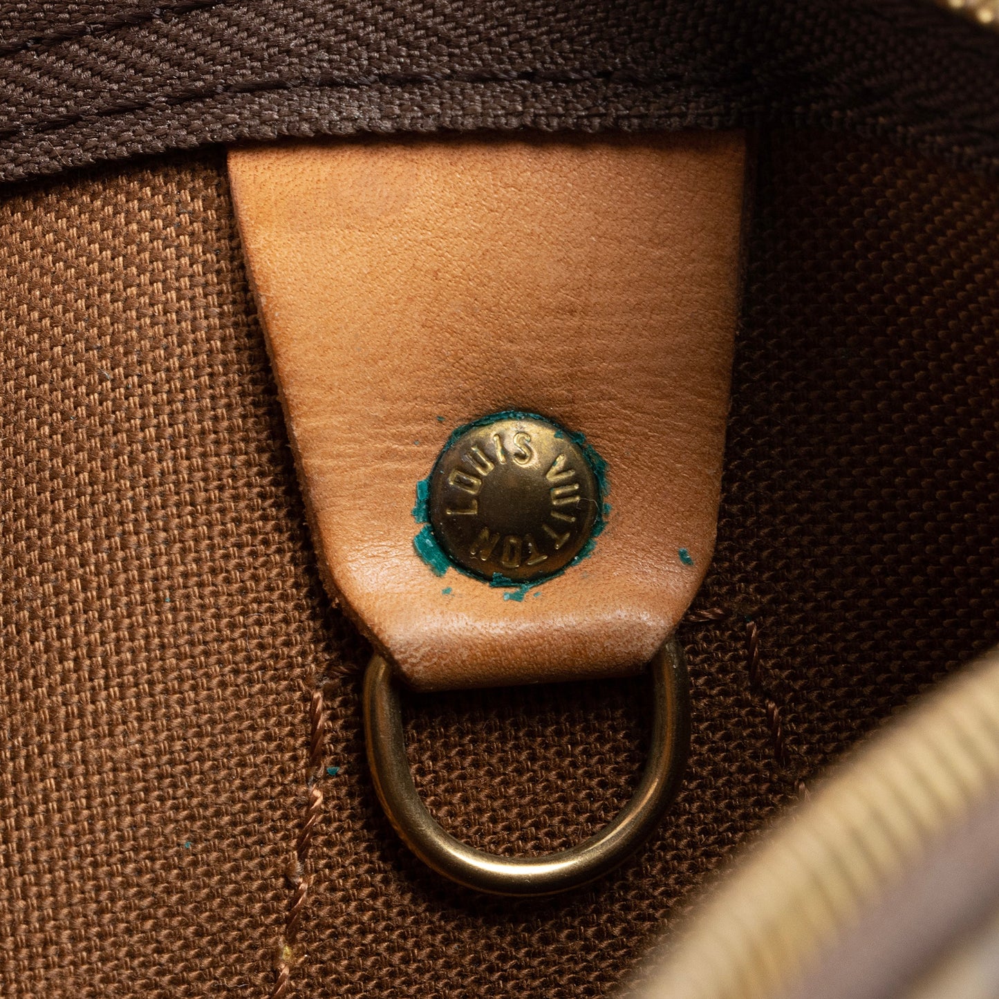 Louis Vuitton Vintage Monogram Canvas Speedy 30 Satchel (SHF-JYOyfJ)